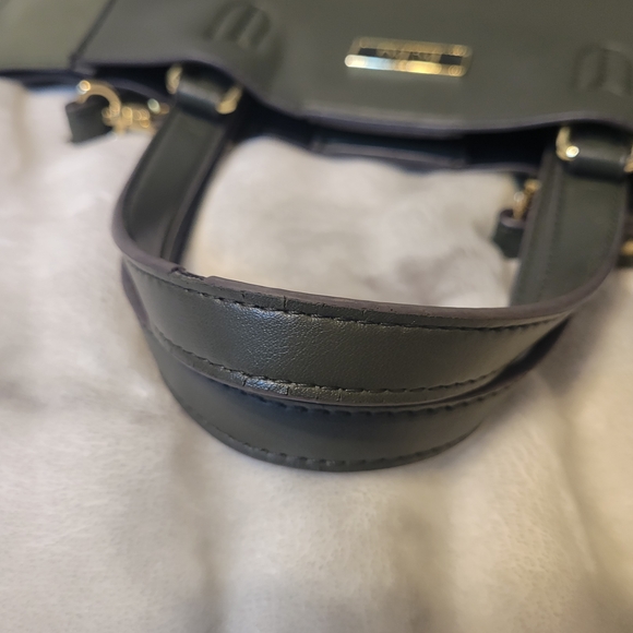 BCBG Green Tote Bag - Picture 7 of 13